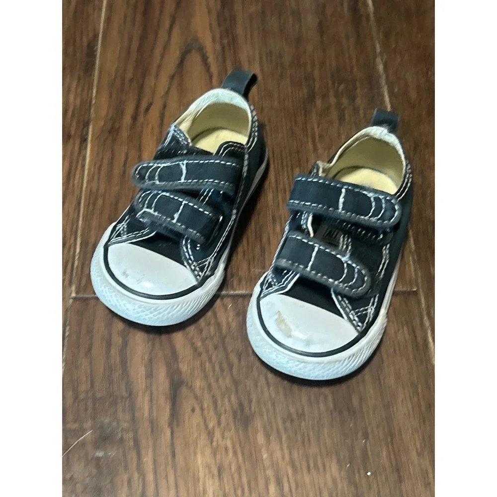 Converse Chuck Taylor All Star 2V Black Canvas Toddler Sneakers Size 5C 7J603